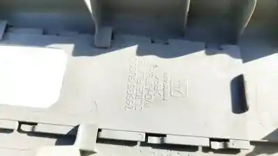 Pezzo di ricambio per auto di seconda mano plastica per nissan note (e11e) 1.4 cat riferimenti oem iam 769859u000  