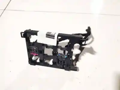 Second-hand car spare part fuse box unit for opel kadett e fastback (t85) 1.4 s (c08, c48, d08, d48) oem iam references 1t1937503a