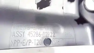 Pezzo di ricambio per auto di seconda mano plastica per toyota corolla (e12) 2.0 d-4d sol berlina riferimenti oem iam 4528602922  45286-02922