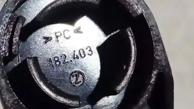 Pezzo di ricambio per auto di seconda mano plastica per toyota corolla (e12) 2.0 d-4d sol berlina riferimenti oem iam 182403  