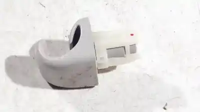 Pezzo di ricambio per auto di seconda mano plastica per toyota corolla (e12) 2.0 d-4d sol berlina riferimenti oem iam 182403