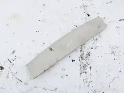 Peça sobressalente para automóvel em segunda mão plásticos por ford focus lim. (cb8) 1.6 tdci cat referências oem iam bm51a46404a