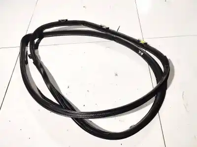 Second-hand car spare part Rubber Door Seal for TOYOTA COROLLA (E12) 2.0 D-4D Sol Berlina OEM IAM references   