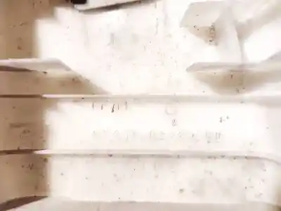 Pezzo di ricambio per auto di seconda mano plastica per toyota corolla (e12) 2.0 d-4d sol berlina riferimenti oem iam 6241102070  