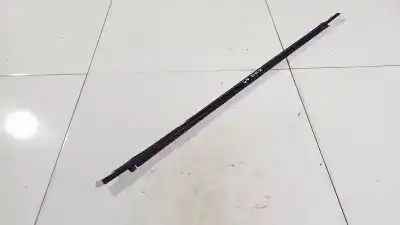 Pezzo di ricambio per auto di seconda mano plastica per toyota corolla (e12) 2.0 d-4d sol berlina riferimenti oem iam 