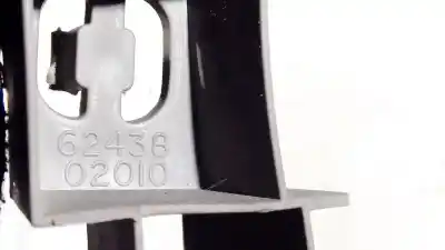 Pezzo di ricambio per auto di seconda mano plastica per toyota corolla (e12) 2.0 d-4d sol berlina riferimenti oem iam 6243802010  