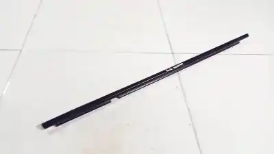Pezzo di ricambio per auto di seconda mano plastica per toyota corolla (e12) 2.0 d-4d sol berlina riferimenti oem iam 