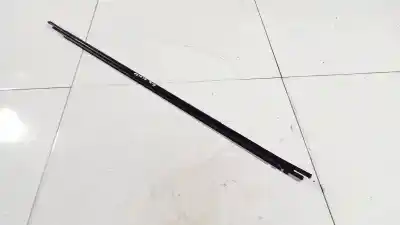 Pezzo di ricambio per auto di seconda mano plastica per toyota corolla (e12) 2.0 d-4d sol berlina riferimenti oem iam   