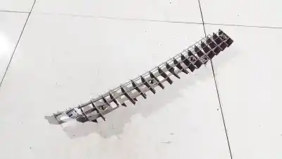 Pezzo di ricambio per auto di seconda mano plastica per toyota corolla (e12) 2.0 d-4d sol berlina riferimenti oem iam 6243502020