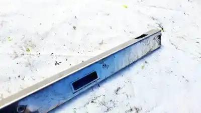 Pezzo di ricambio per auto di seconda mano plastica per audi 100 avant (c4) 2.5 tdi riferimenti oem iam   