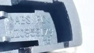 Автозапчастина б/у пластикler для skoda octavia combi (1z5) 1.9 tdi dpf посилання на oem iam 1z0858179  