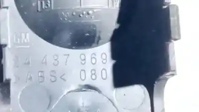 Pezzo di ricambio per auto di seconda mano plastica per opel insignia a (g09) 2.0 cdti (68) riferimenti oem iam 24437969  