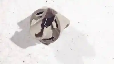 Peça sobressalente para automóvel em segunda mão plásticos por nissan note (e11e) 1.5 dci turbodiesel cat referências oem iam 