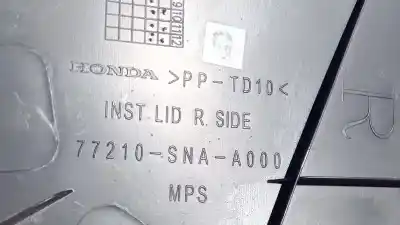 Pezzo di ricambio per auto di seconda mano plastiche per opel corsa a fastback (s83) 1.2 i (f08, m08, f68, m68) riferimenti oem iam 77210snaa000  77210-sna-a000