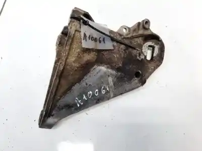 Second-hand car spare part engine support for audi 100 avant (c4) 2.5 tdi oem iam references 4a0199312  