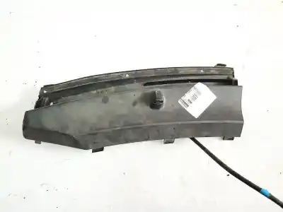 Peça sobressalente para automóvel em segunda mão grelha torpedo curcuvan por skoda octavia ii combi (1z5) 1.6 tdi 4x4 referências oem iam 557830d040