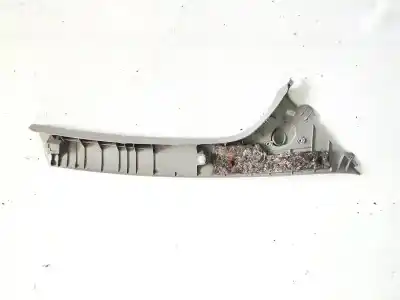 Peça sobressalente para automóvel em segunda mão plásticos por skoda octavia ii combi (1z5) 1.6 tdi 4x4 referências oem iam 676520d010