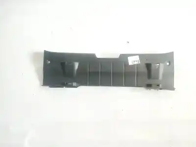 Peça sobressalente para automóvel em segunda mão plásticos por skoda octavia ii combi (1z5) 1.6 tdi 4x4 referências oem iam 647160d020