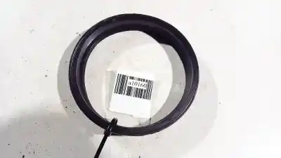 Pezzo di ricambio per auto di seconda mano plastica per toyota corolla (e12) 2.0 d-4d sol berlina riferimenti oem iam 