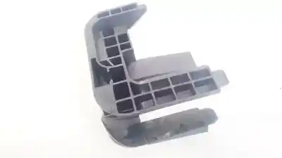 Pezzo di ricambio per auto di seconda mano plastica per ford focus lim. (cb8) 1.6 tdci cat riferimenti oem iam amfh19a579a  av6n-19a579a