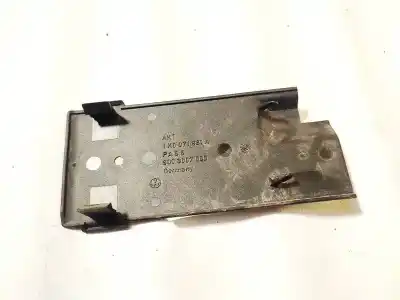 Second-hand car spare part plastics for skoda octavia combi (1z5) 2.0 tdi oem iam references 1k0971981a