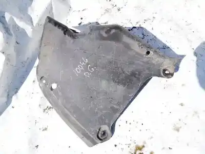 Автозапчастина б/у пластика для audi a4 b8 (8k2) 2.0 tdi посилання на oem iam 8k0825219a
