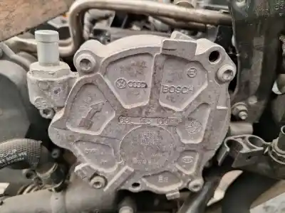 Автозапчастина б/у галмумний депресор / вакуумний насос для audi a4 b8 (8k2) 2.0 tdi посилання на oem iam 03l145100