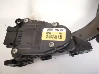 Second-hand car spare part accelerator pedal for audi q7 (4l) 3.0 tdi oem iam references 7l0723507b  6pv008026-24