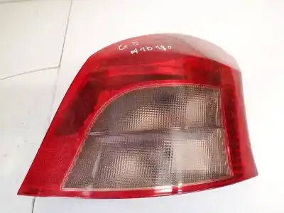 Peça sobressalente para automóvel em segunda mão farolim traseiro direito por skoda octavia ii combi (1z5) 1.6 tdi 4x4 referências oem iam 