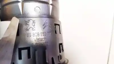 Автозапчастина б/у аераційна решіта для porsche 968 descapotable 3.0 посилання на oem iam 9680899377  6-311-170