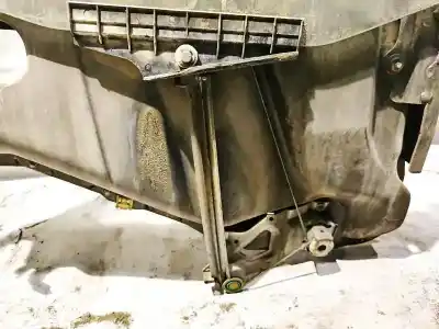 Peça sobressalente para automóvel em segunda mão elevador de vidros traseiro direito por audi 80 (811/813) 1.8 referências oem iam 893839400