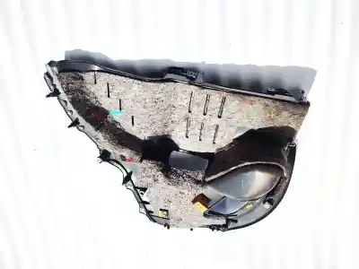 Peça sobressalente para automóvel em segunda mão plásticos por skoda octavia ii combi (1z5) 1.6 tdi 4x4 referências oem iam 647300d090