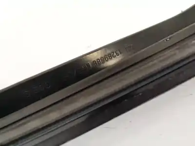Second-hand car spare part left front windshield wiper arm for bmw 3 (e30) m3 2.3 oem iam references 13289888  