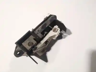 Pezzo di ricambio per auto di seconda mano plastica per toyota corolla (e12) 2.0 d-4d sol berlina riferimenti oem iam   