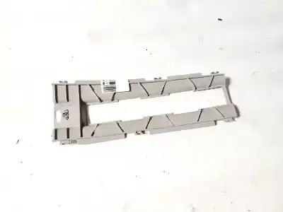 Pezzo di ricambio per auto di seconda mano plastica per bmw 3 (e30) m3 2.3 riferimenti oem iam 13113928