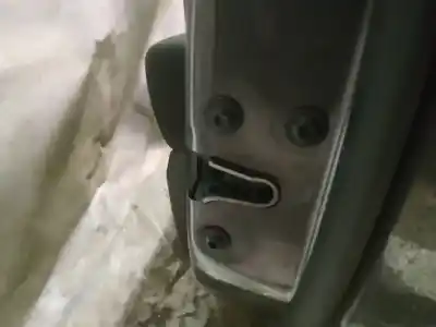 Second-hand car spare part front right door lock for bmw 3 (e30) m3 2.3 oem iam references   