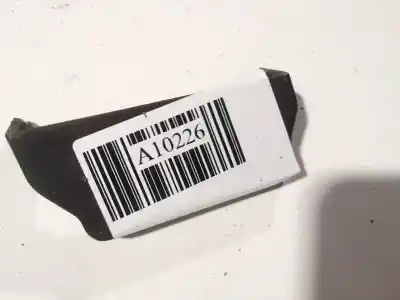 Peça sobressalente para automóvel em segunda mão plásticos por audi a4 avant (b5) 2.4 referências oem iam 8d0853590