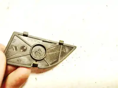 Pezzo di ricambio per auto di seconda mano plastica per bmw 3 (e30) m3 2.3 riferimenti oem iam 331985437  13121854