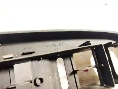 Peça sobressalente para automóvel em segunda mão plásticos por audi a4 avant (b5) 2.4 referências oem iam 1k4868049c  