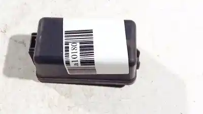 Peça sobressalente para automóvel em segunda mão caixa de fusíveis e relés por skoda octavia ii combi (1z5) 1.6 tdi 4x4 referências oem iam 8266252310