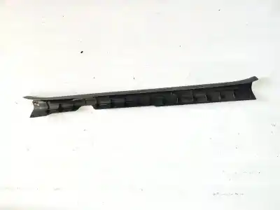 Peça sobressalente para automóvel em segunda mão plásticos por skoda octavia ii combi (1z5) 1.6 tdi 4x4 referências oem iam mp5886