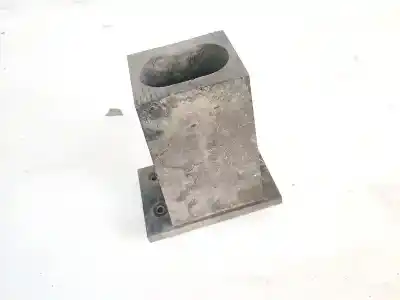 Second-hand car spare part front bumper reinforcement for toyota auris 1.8 16v oem iam references 