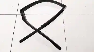 Tweedehands auto-onderdeel deurcontour rubber voor chevrolet captiva 2.4 cat oem iam-referenties c061019