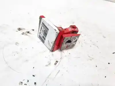 İkinci el araba yedek parçası kapi tutucu için audi a4 avant (b5) 2.4 oem iam referansları 8d0833401  