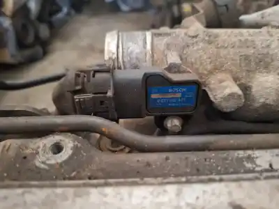 Second-hand car spare part pressure sensor for opel vectra c (z02) 2.2 dti 16v (f69) oem iam references 0281002437