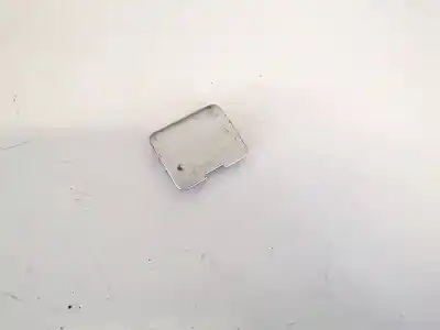 Peça sobressalente para automóvel em segunda mão plásticos por skoda octavia ii combi (1z5) 1.6 tdi 4x4 referências oem iam 7563105050