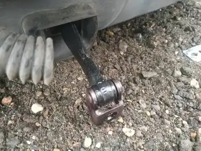 Pezzo di ricambio per auto di seconda mano cerniera per bmw x1 (e84) sdrive 18d riferimenti oem iam   