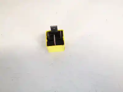 Second-hand car spare part relay for opel vectra c (z02) 2.2 dti 16v (f69) oem iam references 90226846  v23134-j52-x369
