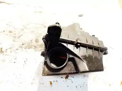 Second-hand car spare part air filter support for volvo v50 (545) 2.0 d oem iam references 6652a