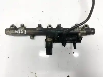 Pezzo di ricambio per auto di seconda mano rampa iniettori per peugeot 607 (s1) 2.2 hdi fap cat riferimenti oem iam 0445214017